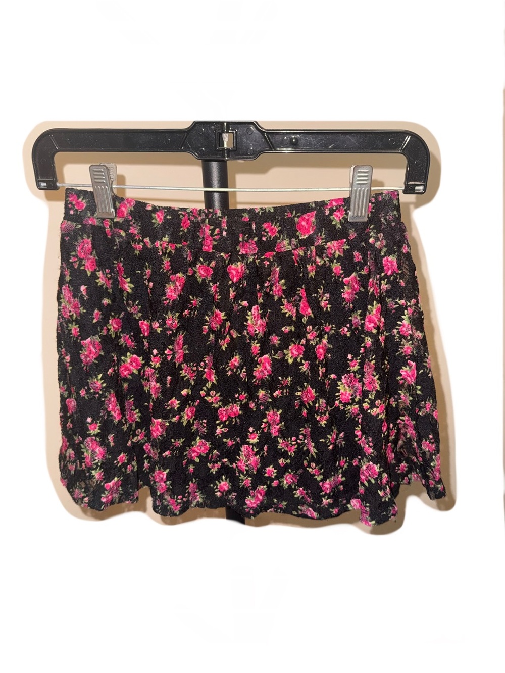 Forever 21 Girls Black Floral Mini Skirt with Pink Rose Print